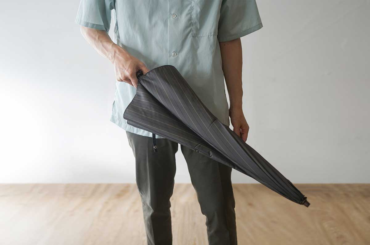 Twin stripe folding umbrella 60cm 10 ribs