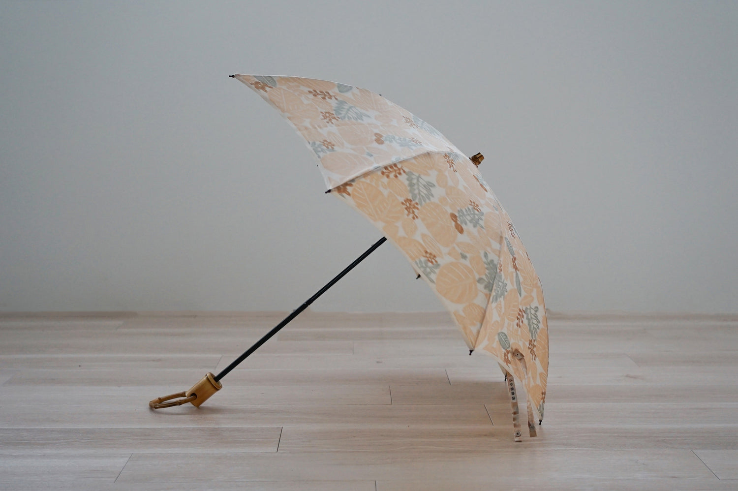 折りたたみ傘 レディース 晴雨兼用傘 甲州織 2way 2段折り 小宮商店 kata kata 葉っぱ うすだいだい