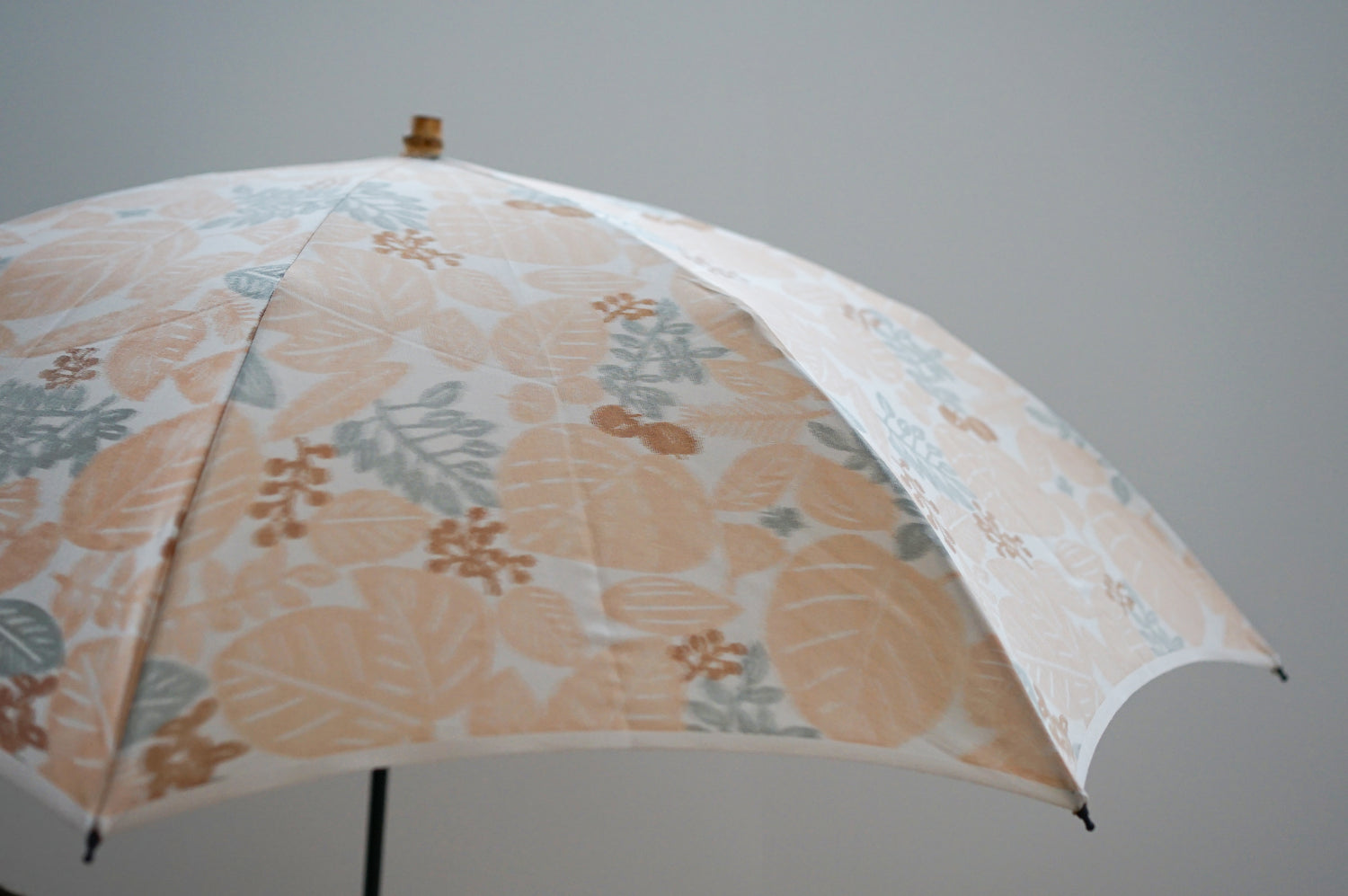 折りたたみ傘 レディース 晴雨兼用傘 艶やかな光沢と重厚感が魅力の「甲州織」