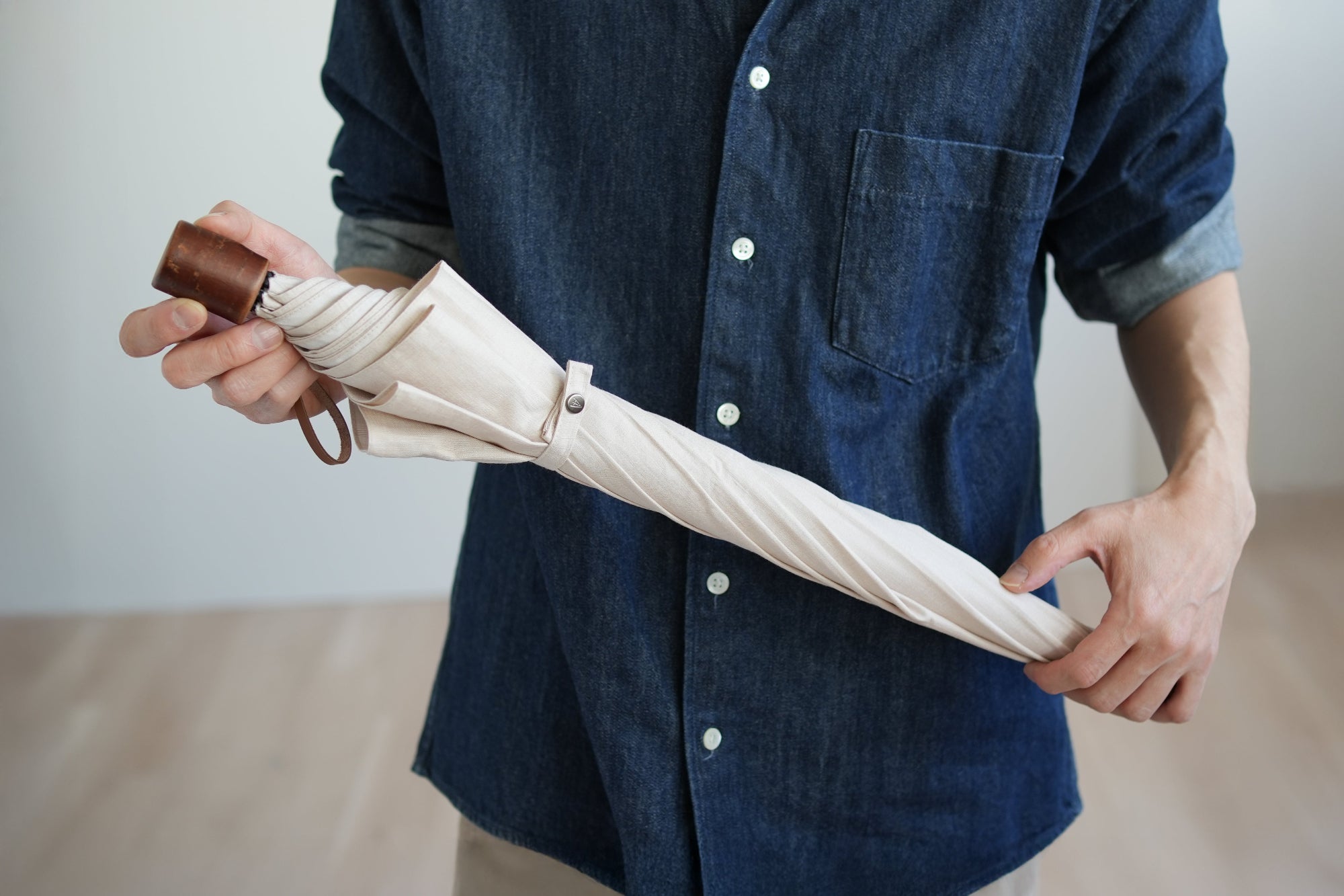 折りたたみ傘 レディース 天然繊維の日傘 長傘用と折りたたみ傘用で2通り使える2WAY仕様