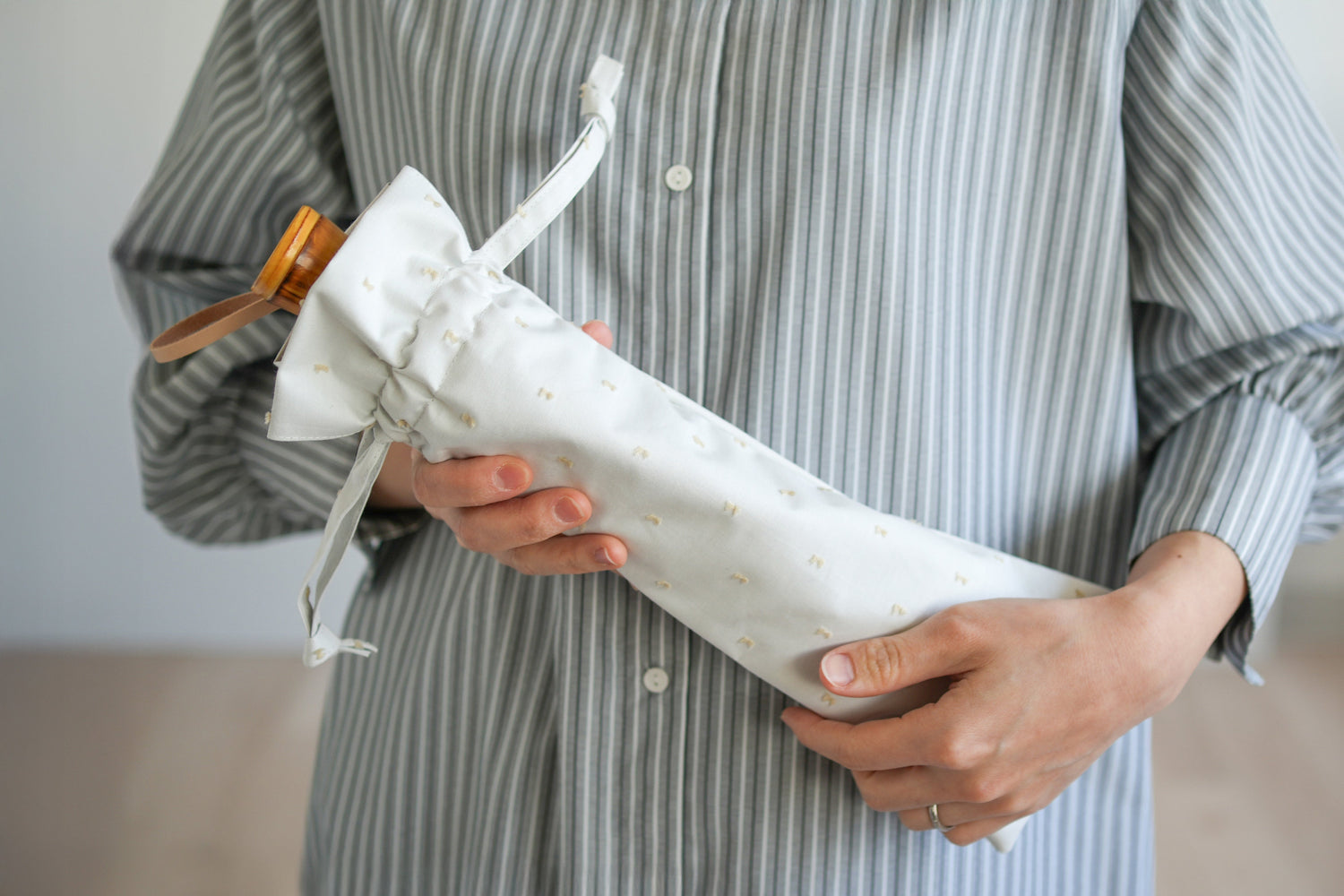 折りたたみ傘 レディース 晴雨兼用傘 長傘用と折りたたみ傘用で2通り使える2WAY仕様