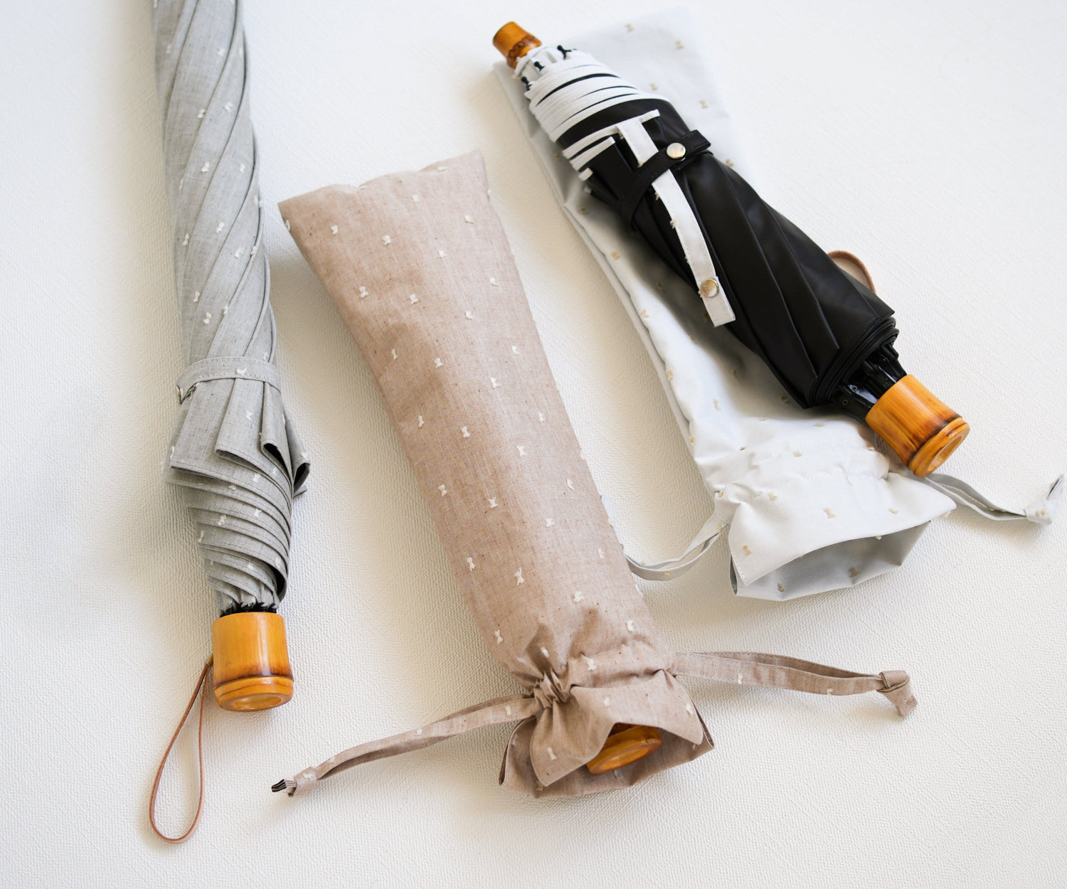 折りたたみ傘 レディース 晴雨兼用傘 立体的なドット柄がかわいい、機能的な晴雨兼用傘