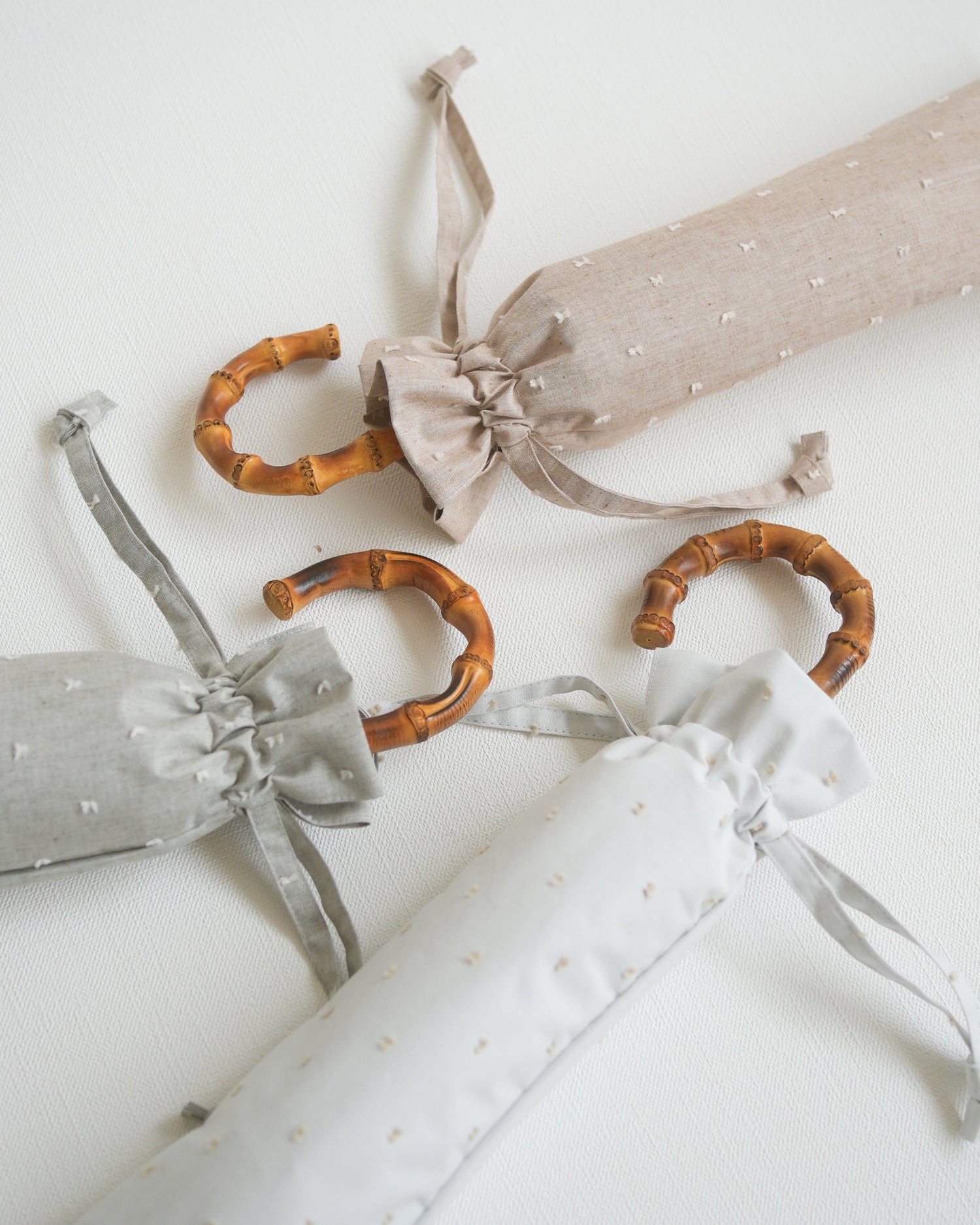 折りたたみ傘 レディース 晴雨兼用傘 立体的なドット柄がかわいい、機能的な晴雨兼用傘