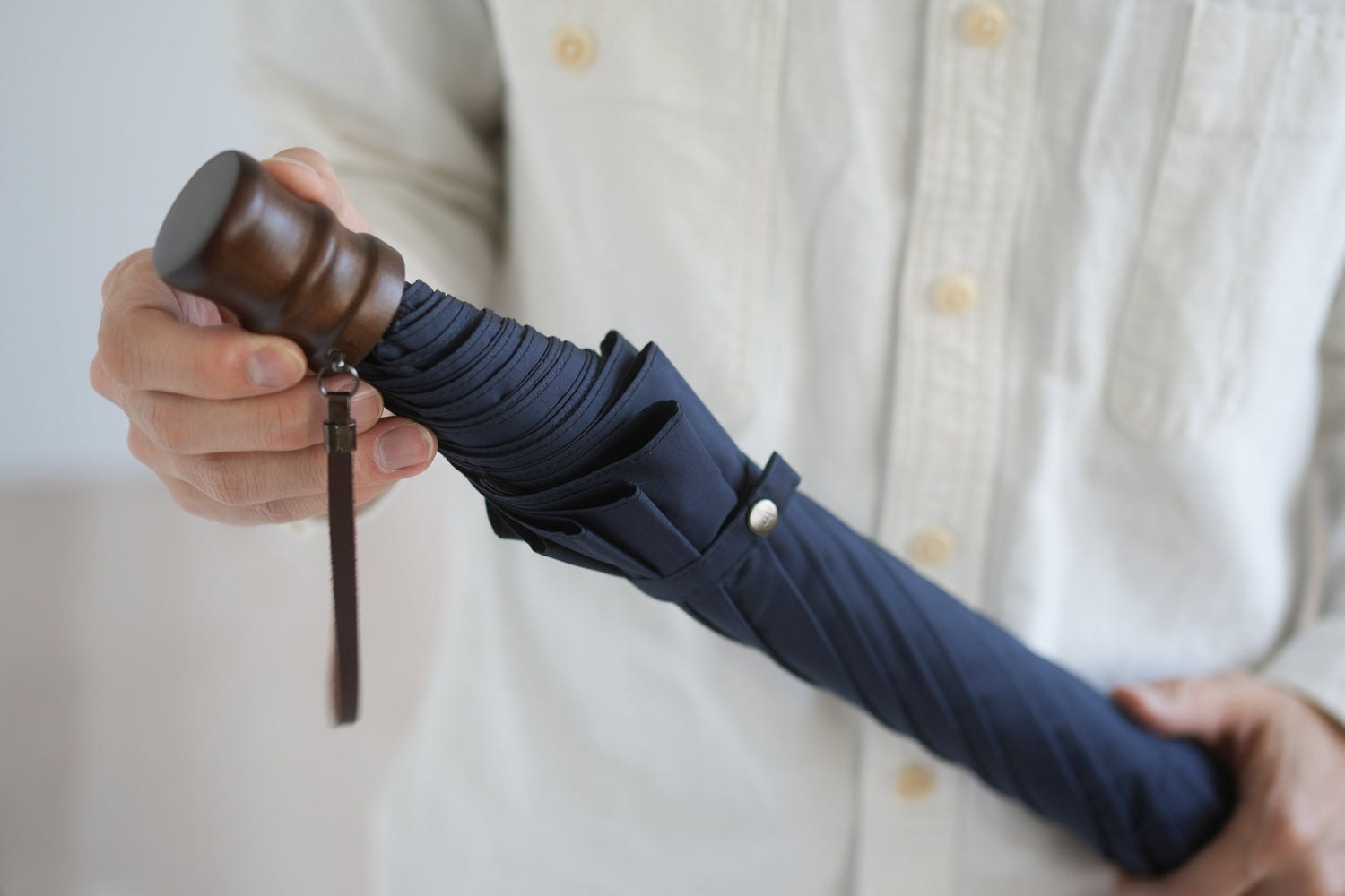 折りたたみ傘 メンズ 雨傘 高撥水と高機能を兼ね備えた「ミラトーレ」