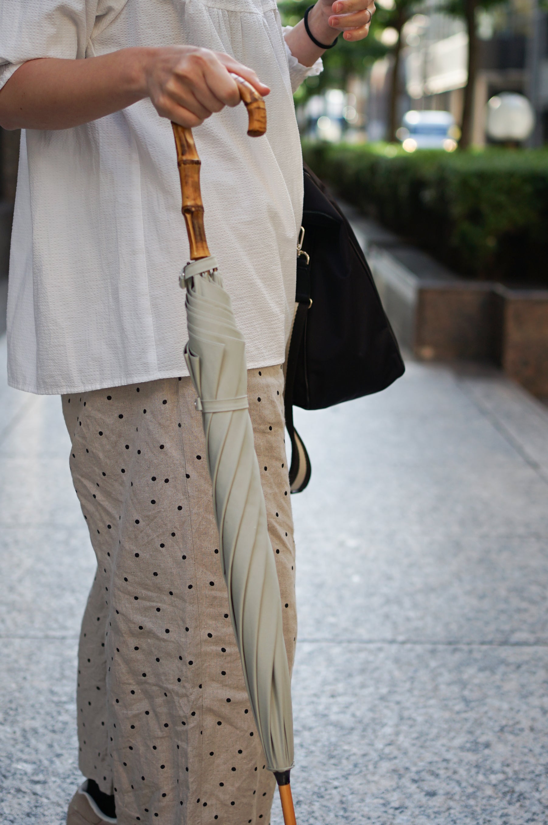 長傘 レディース 日傘・晴雨兼用傘 お洋服に合わせやすい、コンパクトな長傘