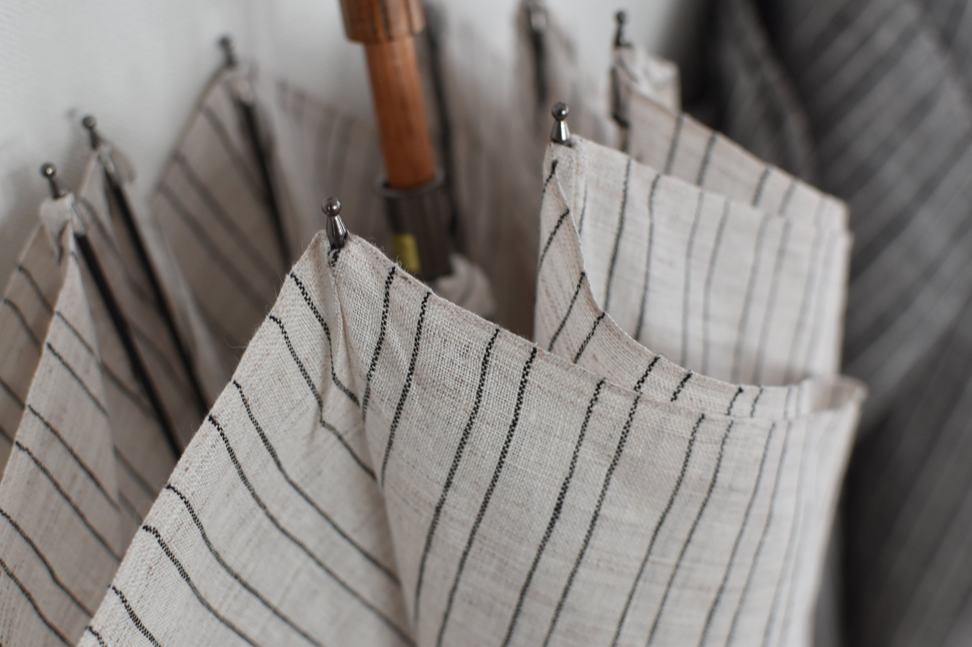 長傘 メンズ 日傘 国産樫の木の中棒とピアノ線の線はじき