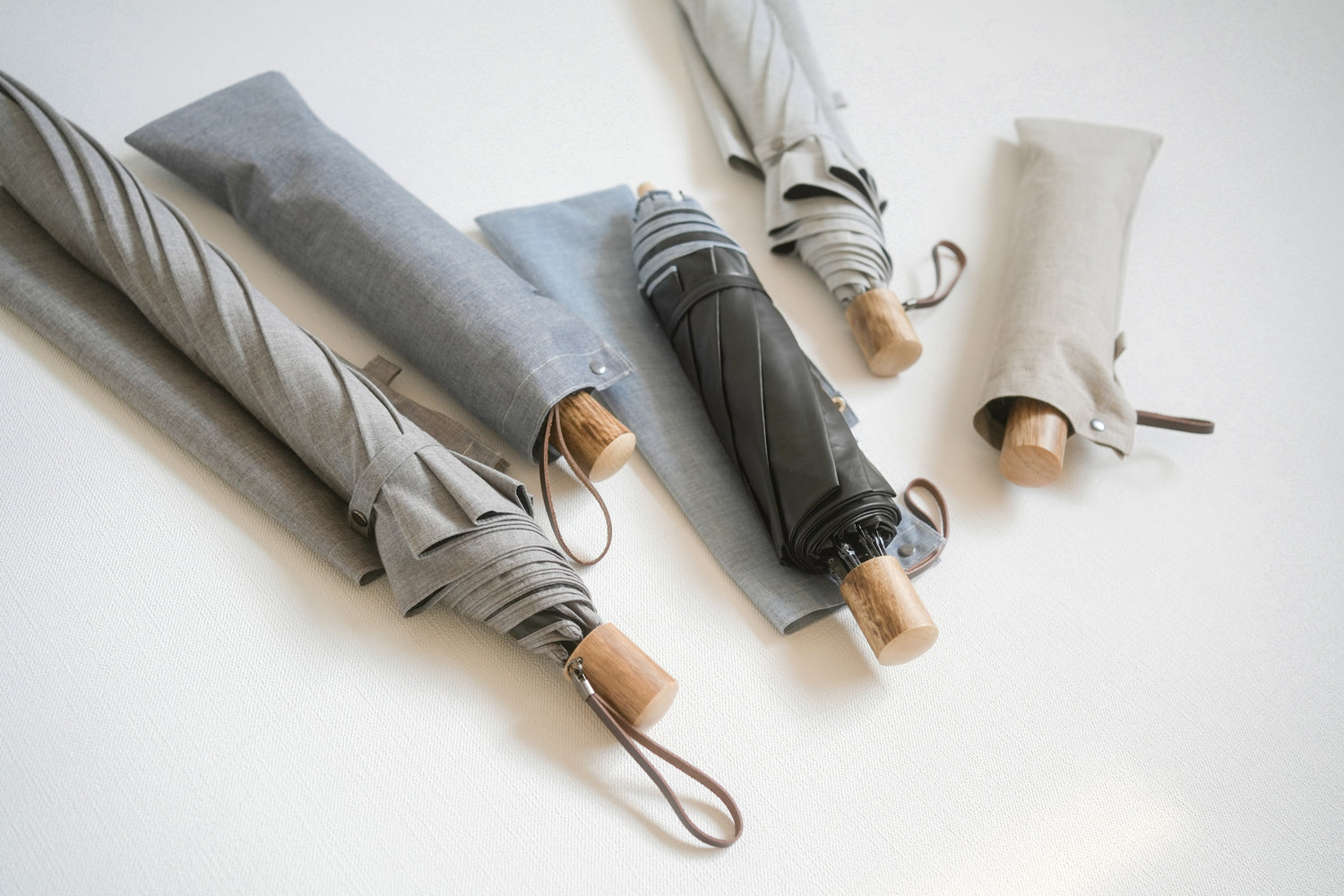 折りたたみ傘 メンズ 晴雨兼用傘 遮光率100%、UVカット率99.9%以上、遮熱率50%以上×天然素材の一級遮光傘