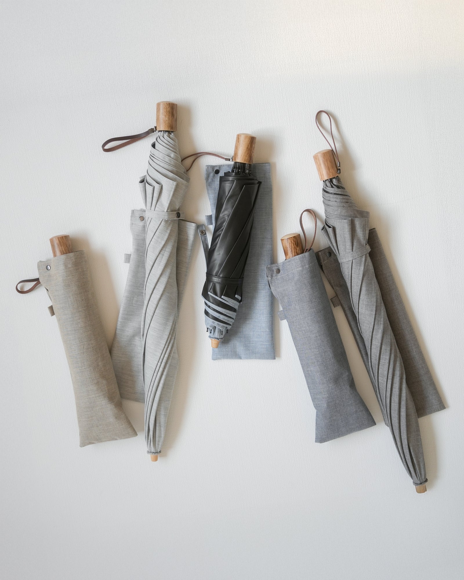 折りたたみ傘 メンズ 晴雨兼用傘 遮光率100%、UVカット率99.9%以上、遮熱率50%以上×天然素材の一級遮光傘