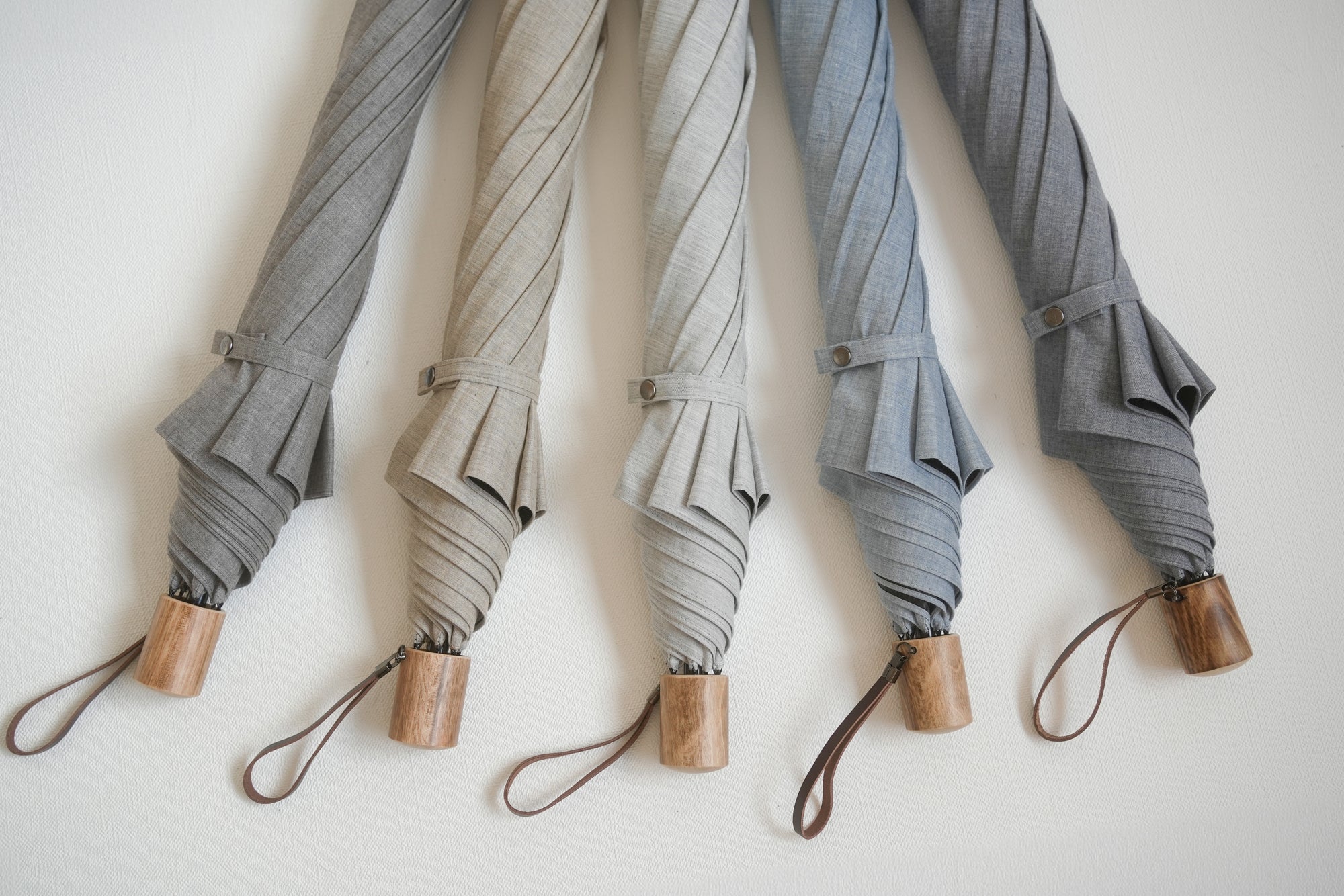 折りたたみ傘 メンズ 晴雨兼用傘 シャンブレーシャツのようなおしゃれさと、猛暑でも涼しい機能性