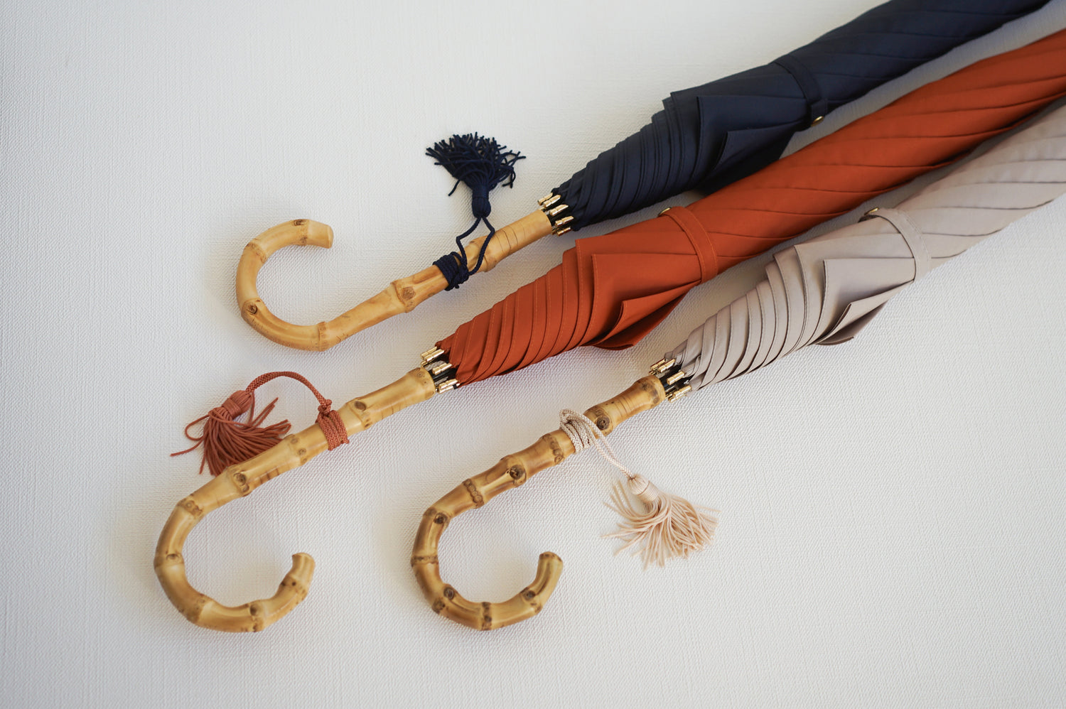 長傘 レディース 雨傘 スリムで軽い、竹のハンドル