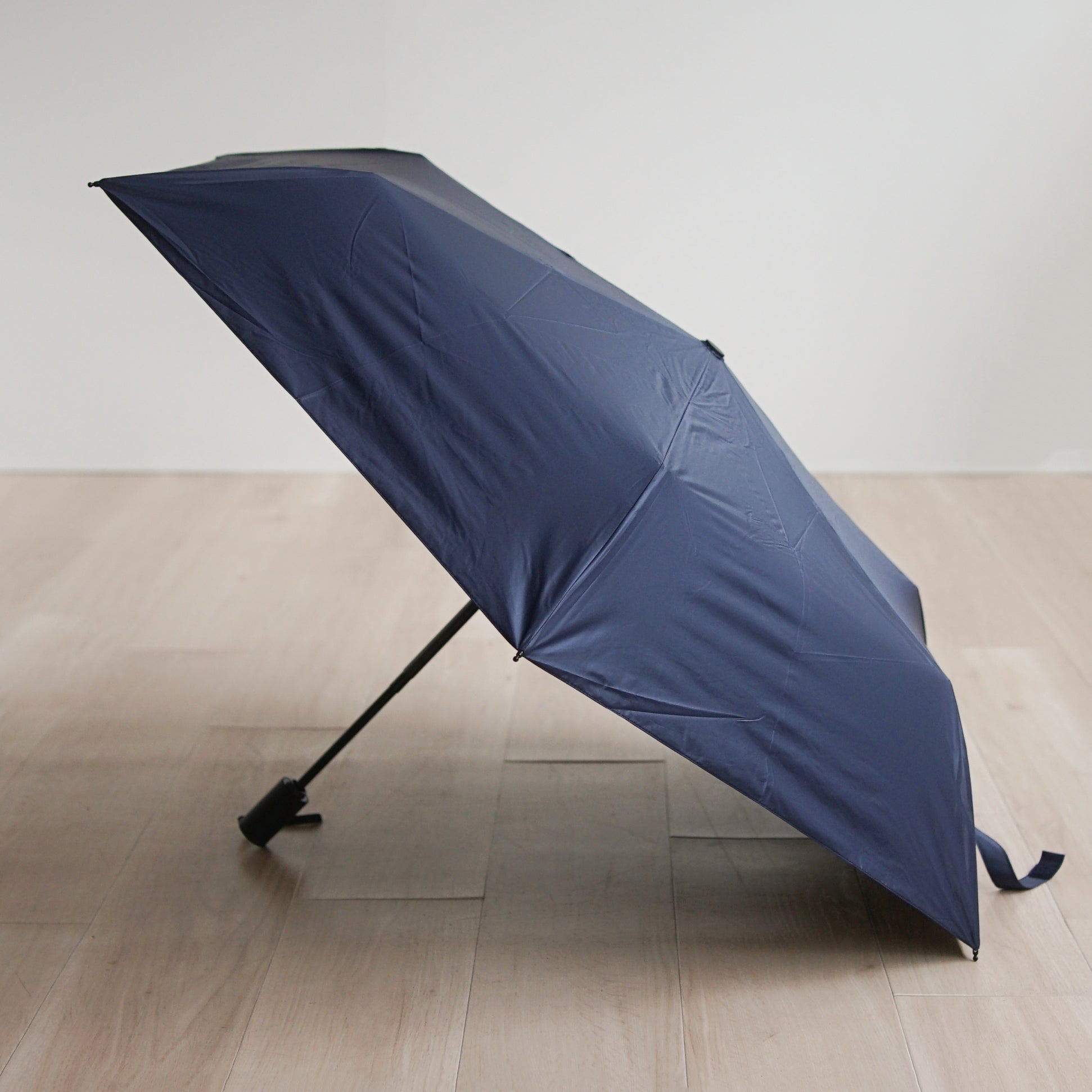 Automatic opening and closing umbrella for both sunny and rainy days 55cm