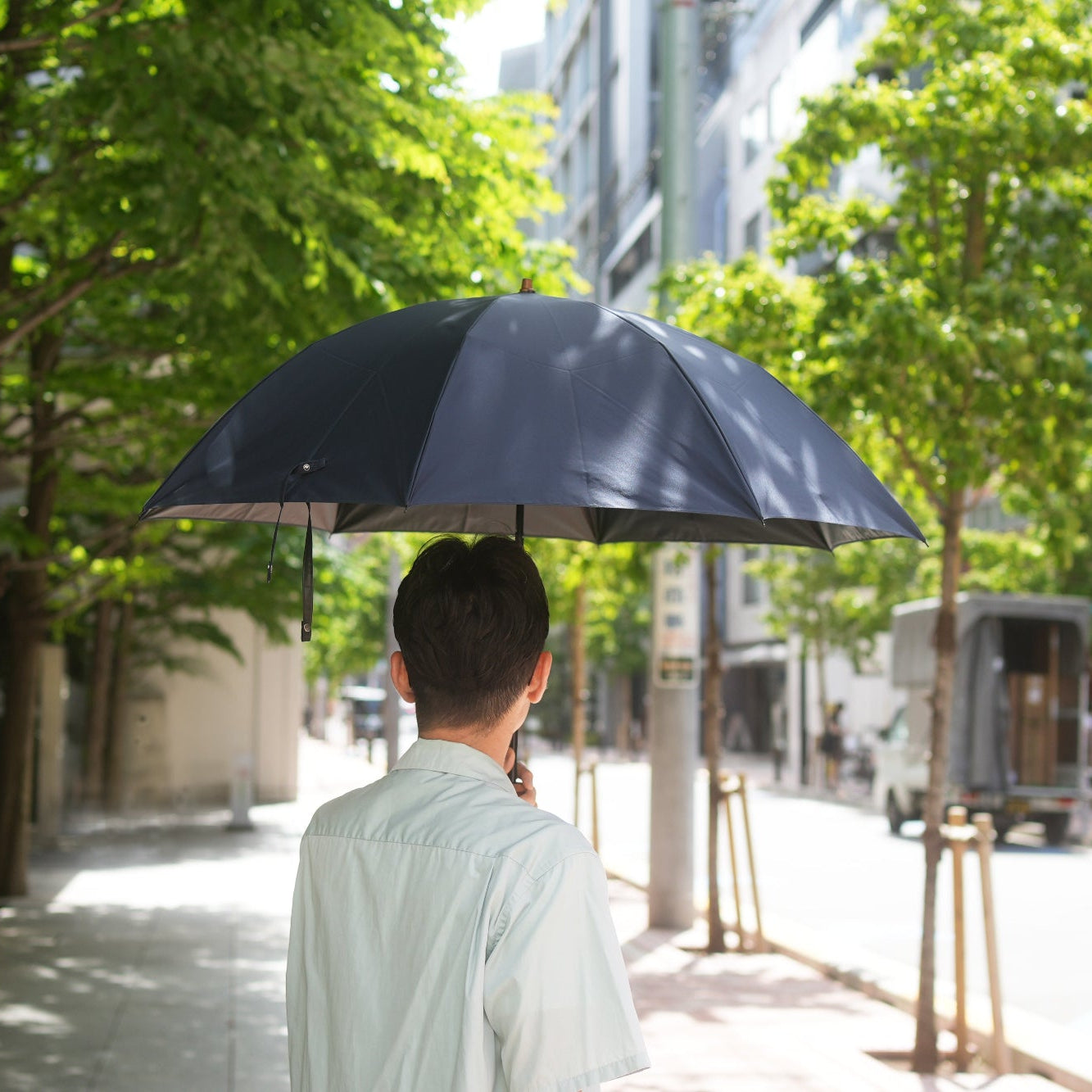 ミラトーレシェード(遮光・遮熱・UVカット) 折りたたみ傘 60cm 8本骨
