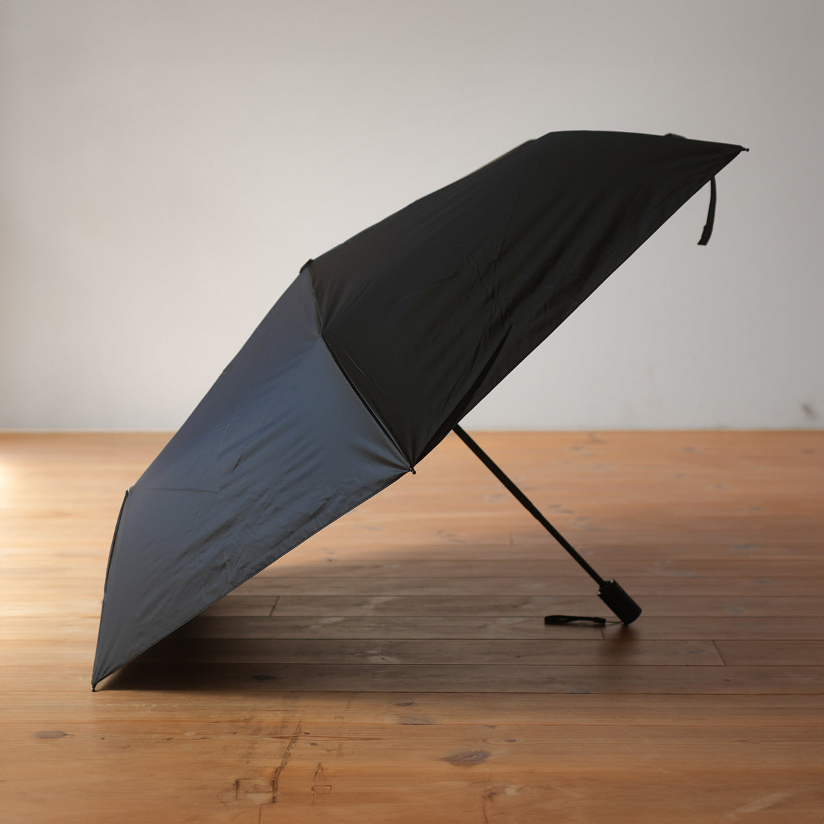 メンズ日傘としてもおすすめのワンタッチ晴雨兼用折りたたみ傘 60cm