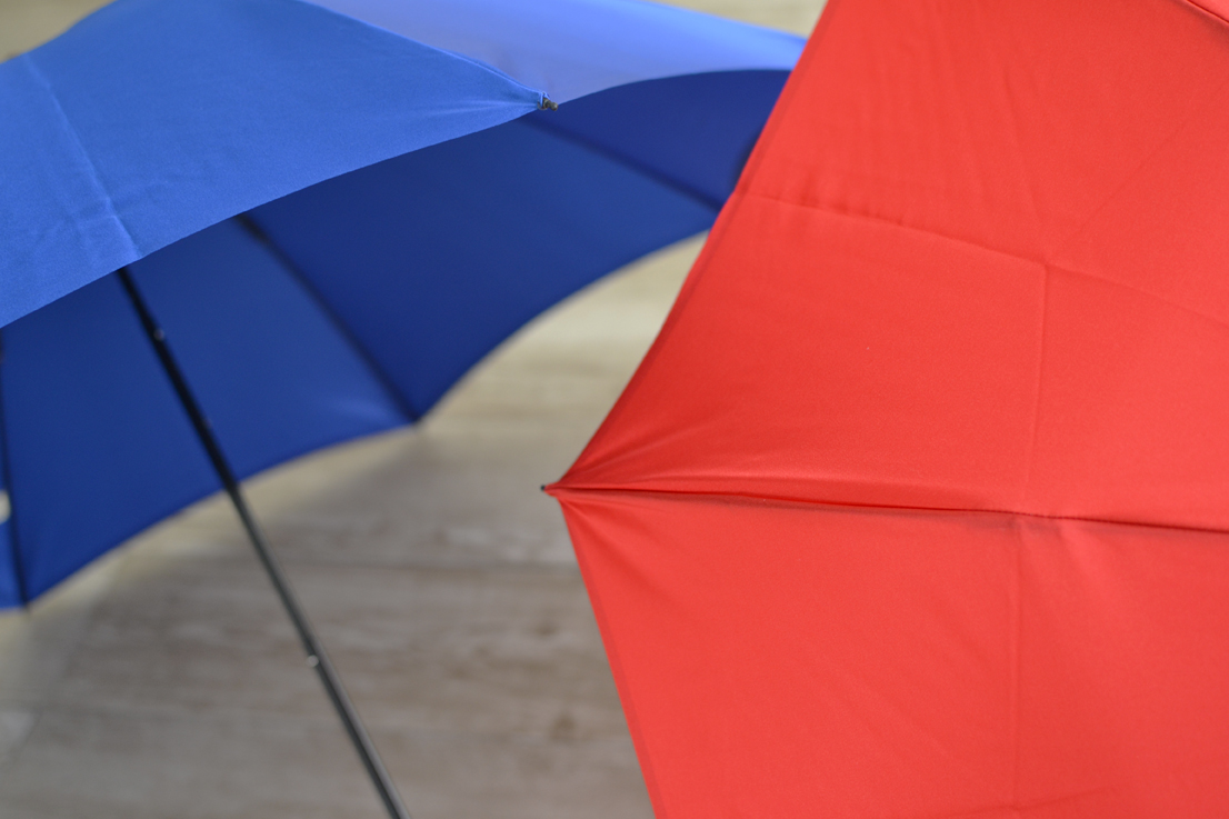 人気急上昇 傘 レディース 晴雨兼用 日傘 折りたたみ傘 絹 シルク 